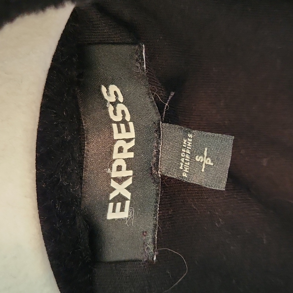 Express Fuzzy Jacket - Picture 6 of 7